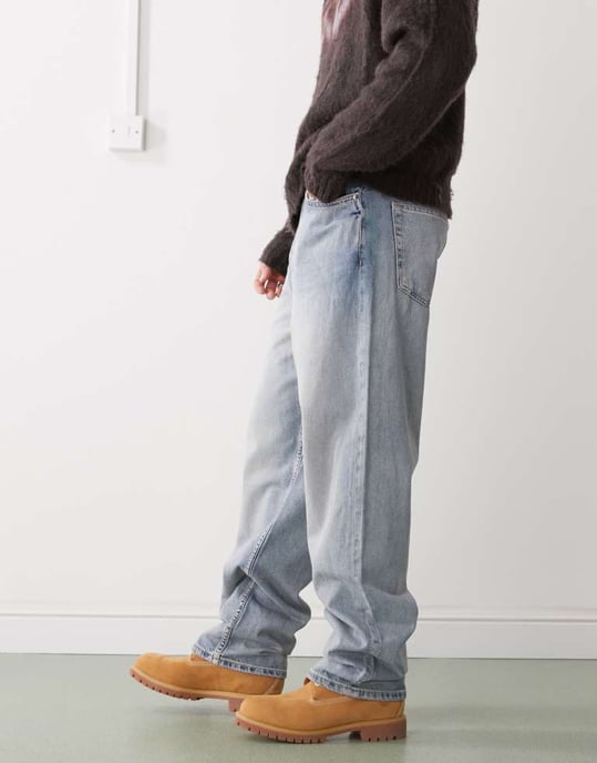 Weekday Galaxy lösa baggy jeans i ljusblå tvätt - Image 3