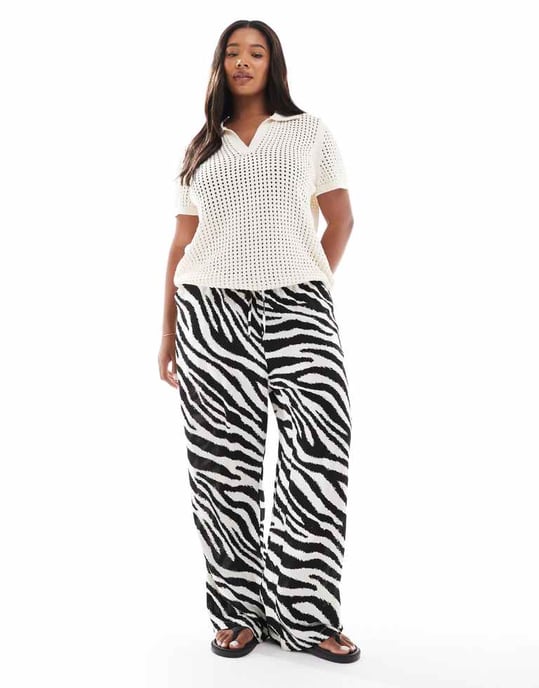 Vero Moda Curve Lätt knytmidja vida byxor i zebramönster - Image 2
