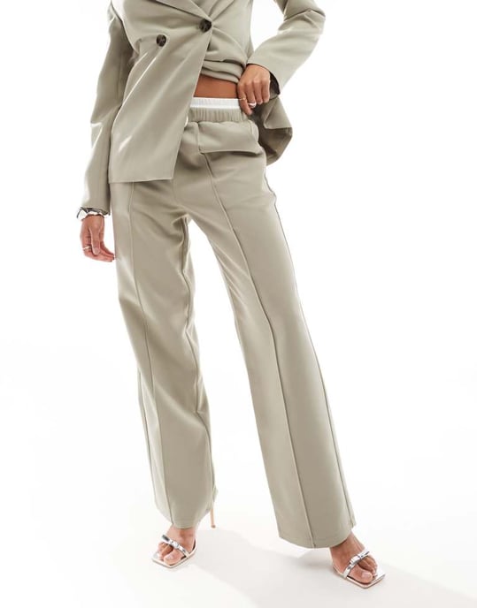 4th & Reckless tailored straight leg drawstring trousers co-ord in olive - Image 2