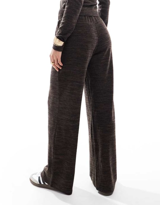 Vero Moda Petite vida byxkoordinat i chokladmelange - Image 3