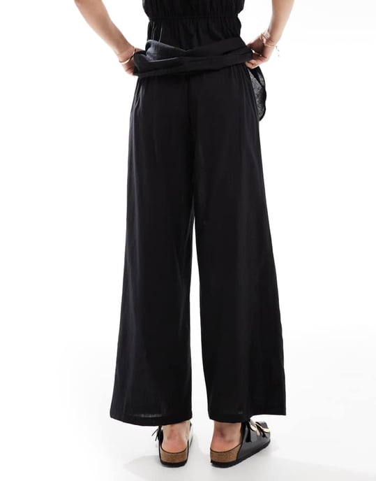 Esmee Exclusive relaxed leg linen look trousers in black - Image 3