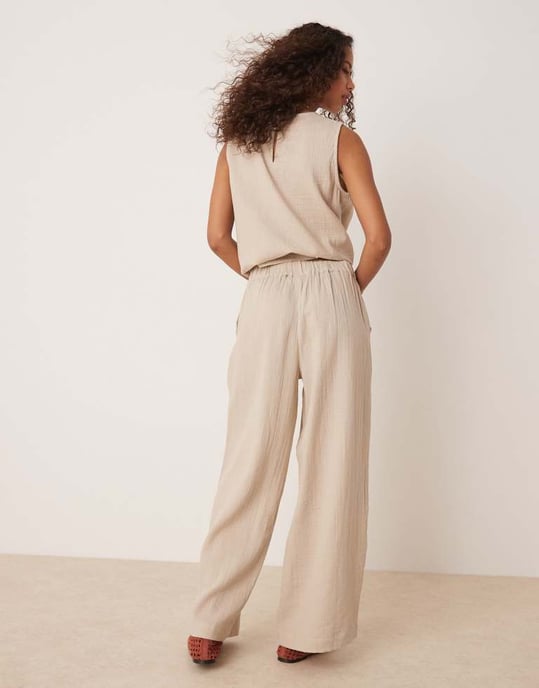 Vila krinklad vida byxa set i beige - Image 4