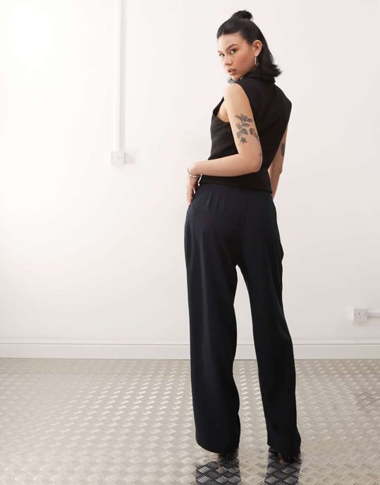 Motel nala slouchy wide leg low rise trousers in navy - Image 2