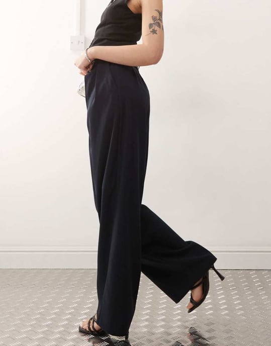 Motel nala slouchy wide leg low rise trousers in navy - Image 4
