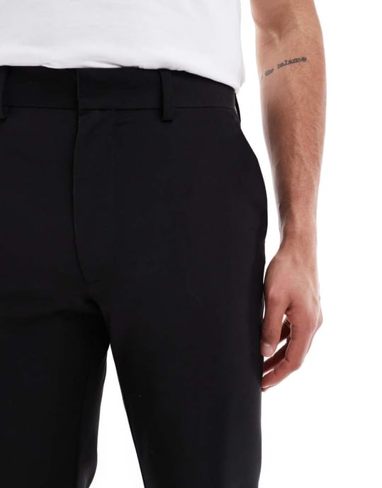 ASOS DESIGN tvättbara slim passform kostymbyxor i lätt kammade ull i svart - Image 4