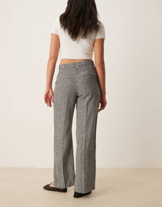 Abercrombie & Fitch klassiska högmidjade byxor i svart gingham - Image 3