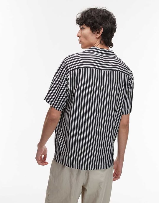 Topman kortärmad skjorta med marinrandig mönster - Image 3