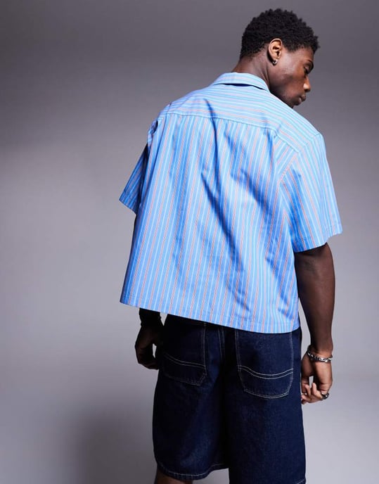 ASOS DESIGN boxig oversized skjorta med revers i röd och blå rand - Image 4