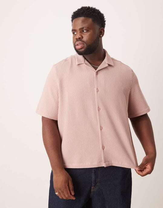 ASOS DESIGN boxy lös passform reversibel plisserad skjorta i rosa - Image 4