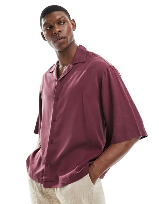 ASOS DESIGN boxy premium oversized kavajskjorta med halv ärm i bordeaux - Image 1