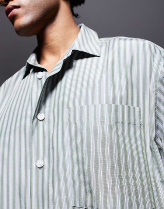 ASOS DESIGN oversized kortärmad randig skjorta i grön - Image 3