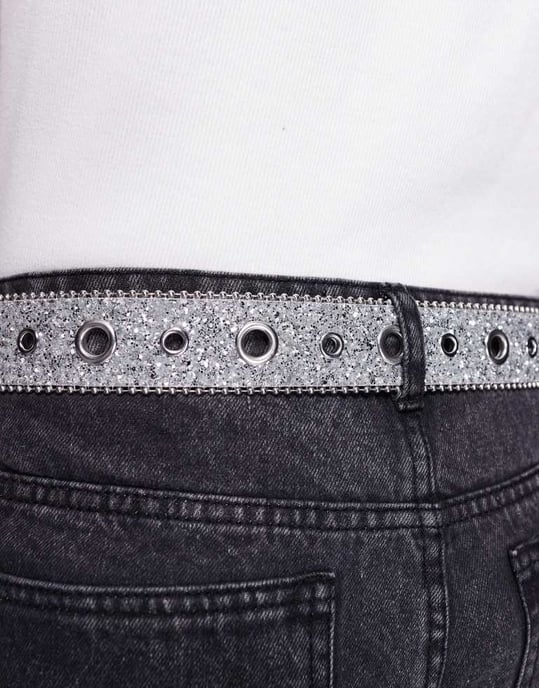 ASOS DESIGN western cowboy eyelet belt in silver glitter faux leather - Image 3