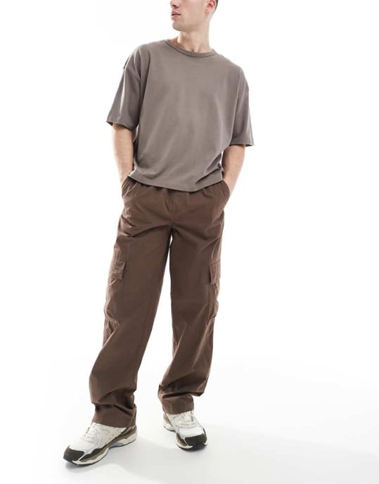 Cotton On baggy fit cargobyxor i chokladbrun - Image 1