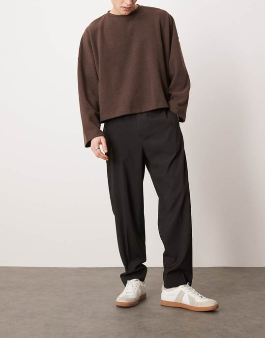 ASOS DESIGN smart avslappnade tapered fit byxor i svart - Image 2