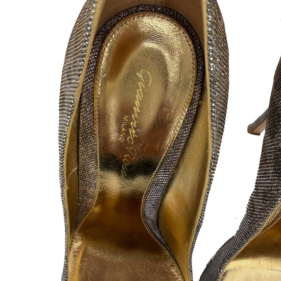 Gianvito Rossi Gianvito 105 Pointed Toe Pumps in Gold Metallic Glitter - Image 6