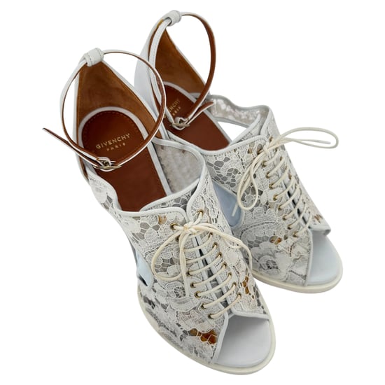Givenchy Kantpatroon Hoge Hakken in Wit - Image 4