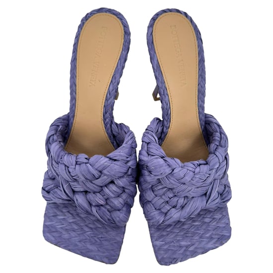 Bottega Veneta Intrecciato Weave Stiletto in Paarse Raffia - Image 4