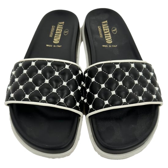 Valentino Garavani Rockstud Slides i svart läder - Image 2