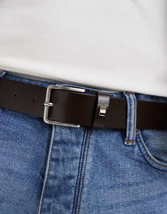 BOSS Ther logobuckle läderbälte i mörkbrunt - Image 3