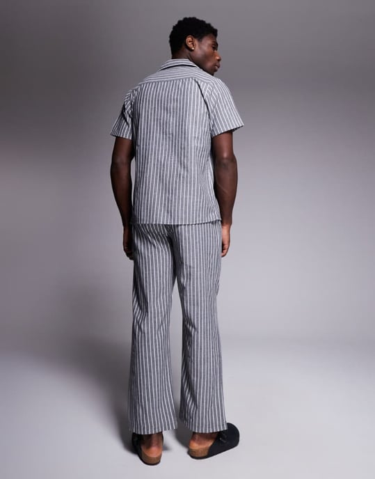 South Beach beach trouser in monochrome - Image 4