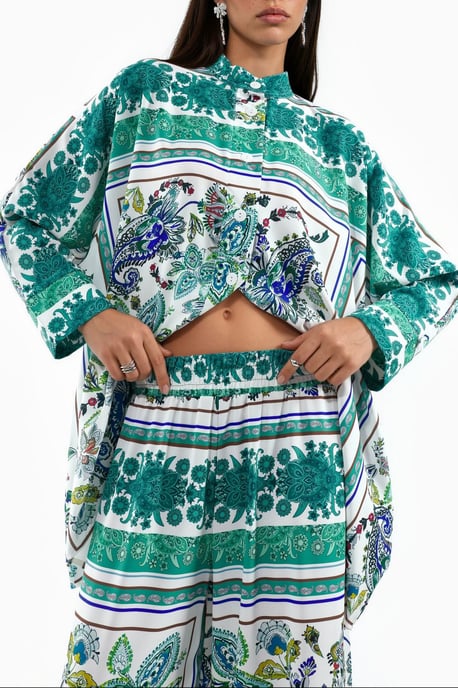 Gepatteerde V-Hals Blouse en Brede Pijpen Broek Set - Image 4