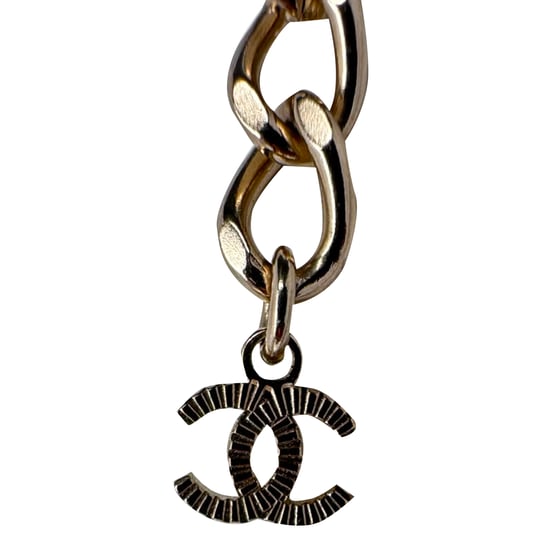 Chanel CC Embellished Pearl Necklace in Gold Strass - Image 5
