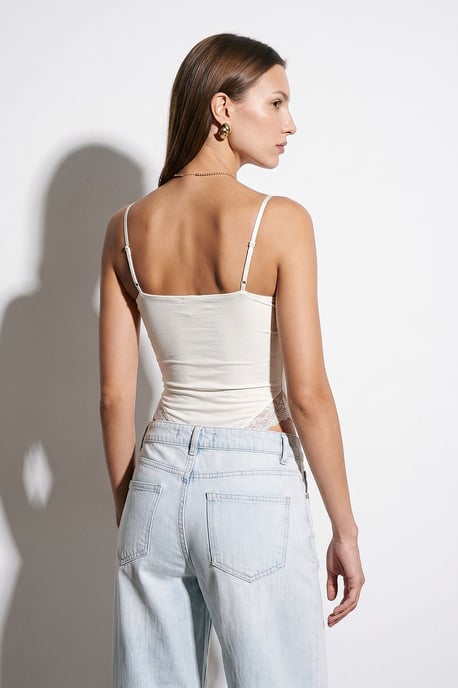 Lace Sleeveless Slim-fit Bodysuit Blouse - Image 2