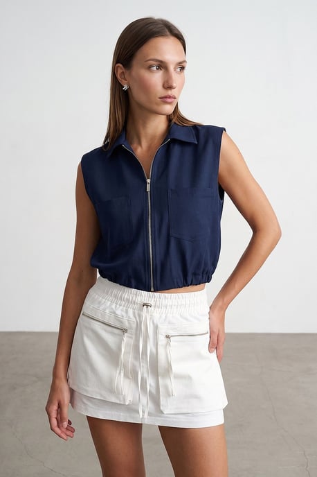 Women's Cropped Sleeveless Shirt With Zip - Image 3