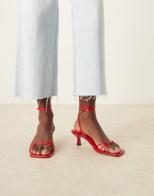 ASOS DESIGN Hängmatta strappy kitten heel sandaler i röd - Image 3