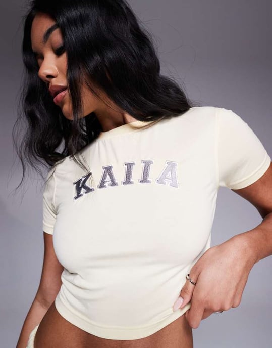 Kaiia bomullsrik baby t-shirt set i mjuk gul och mörkgrå - Image 3