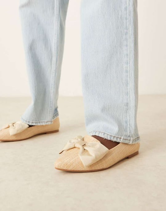 ASOS DESIGN Bred Passform Lake Bows spetsskor i naturlig raffia - Image 4
