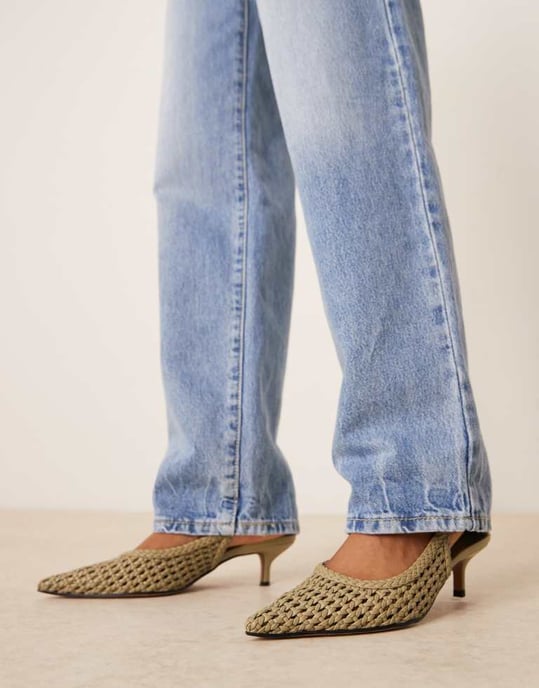 ASOS DESIGN Stjärnig vävdetalj midjehög klackskor i olivgrönt - Image 4