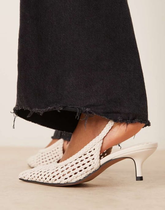 ASOS DESIGN Mellanhäga skor med stjärnmönster i off white - Image 4