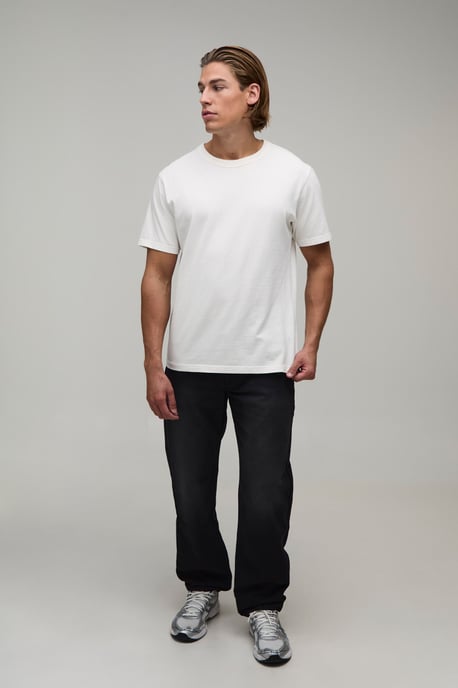 Essential Straight Fit Jeans - Image 4