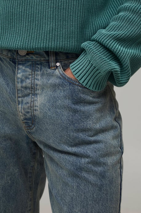 Essential Straight Fit Jeans - Image 3
