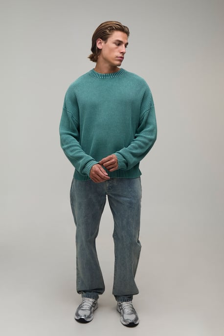 Essential Straight Fit Jeans - Image 4