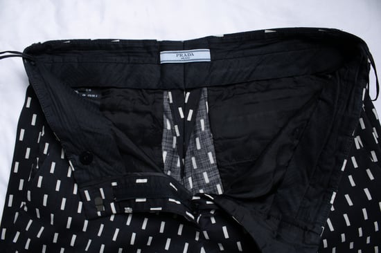 Prada, svarta grafiskt tryckta pantaloner - Image 5