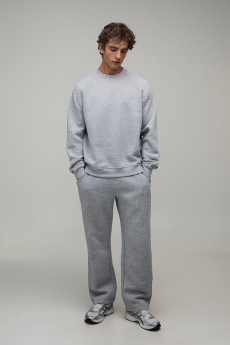 Essential Regular Fit Raglan Sleeve Sweater - Image 4