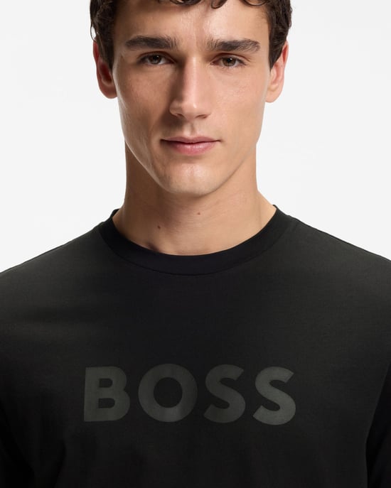 Regular Fit Short Sleeve Logo Detail T-Shirt in Black - Image 3