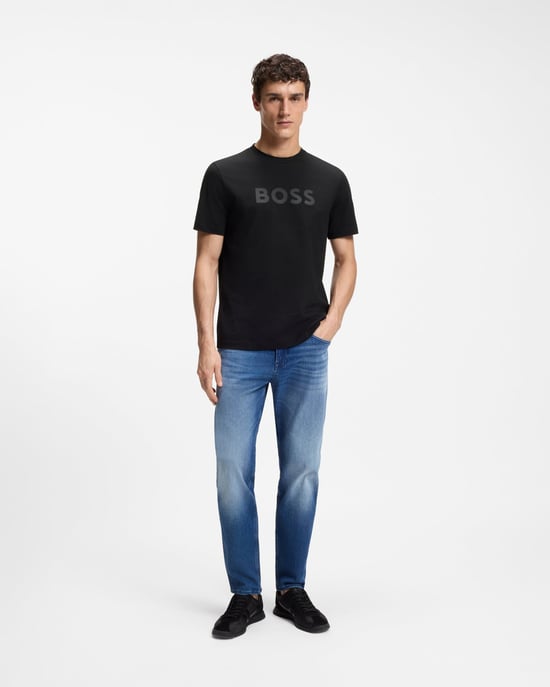 Regular Fit Short Sleeve Logo Detail T-Shirt in Black - Image 4