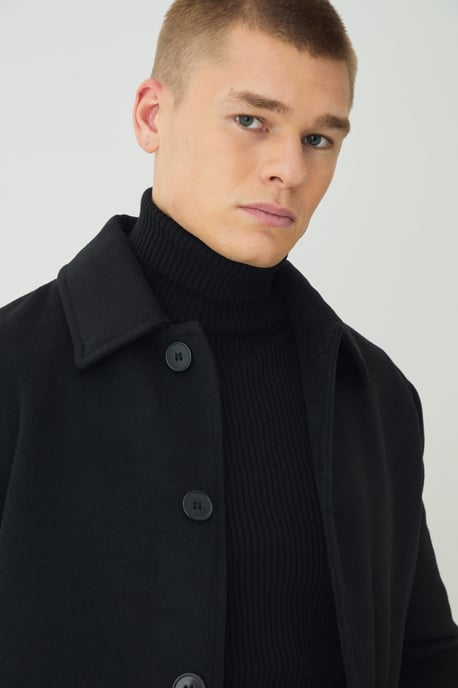 Plain Collared Overcoat In Black - Image 3