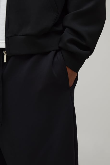 Pleat Front Scuba Bermuda Jort - Image 3
