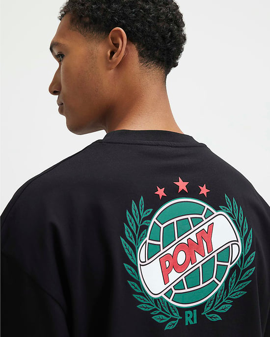 River Island Mens T-Shirt Black Oversized Circle Crest - Image 2