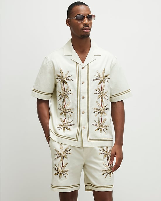 River Island Mens Shorts Green Palm Tree Drawstring - Image 3
