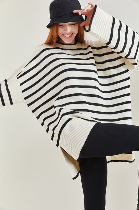 Oversized Striped Knit Sweater with Ribbed Detail - Image 1