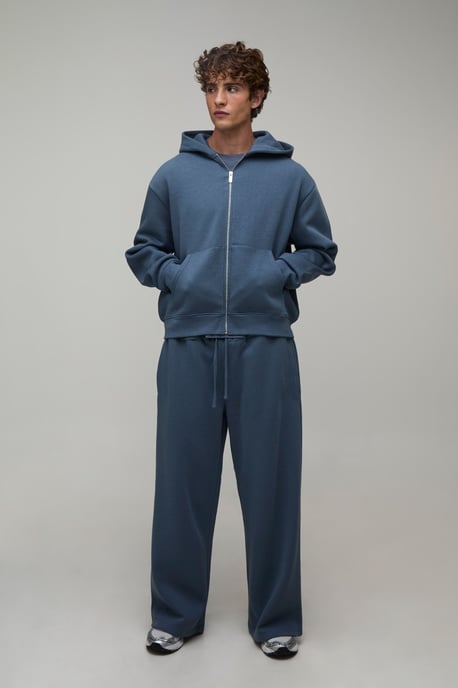 Essential Oversized Boxy Zip Through Hoodie - Image 4