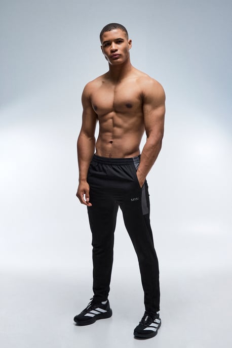 Man Active Colour Block Jogger - Image 4