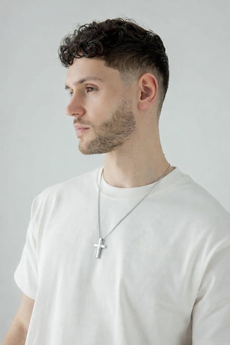 Cross Pendant Necklace - Image 3