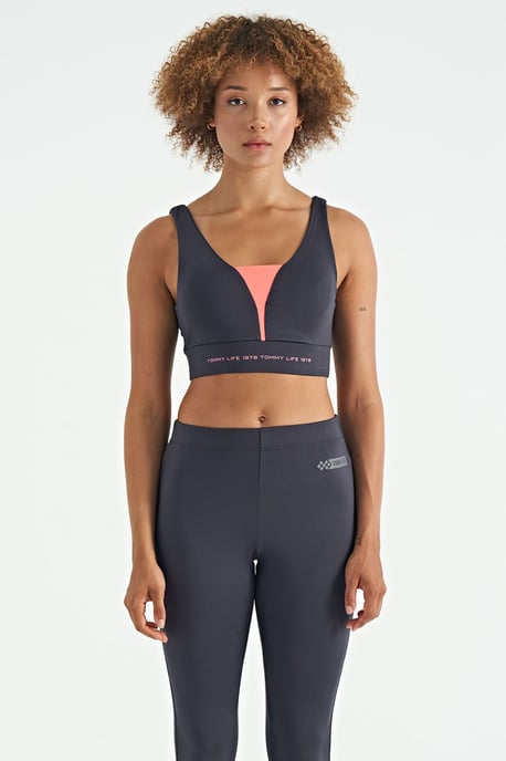 Women's Color-Blocked Sleeveless Crop Sports Top - Image 2