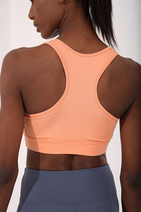 Sleeveless Cropped Fitted Sports Top - Image 4